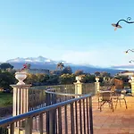 Pumadamuri Lantgård Acireale
